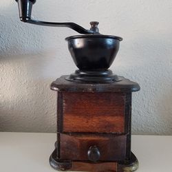 Vintage, Manual Coffee/Spice Grinder 