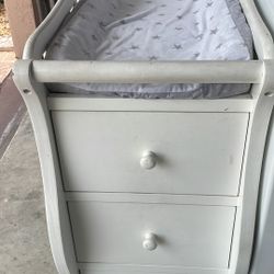 Baby changer, changing table, cambiador