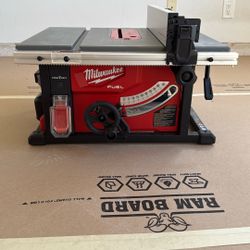 Milwaukee Table Saw