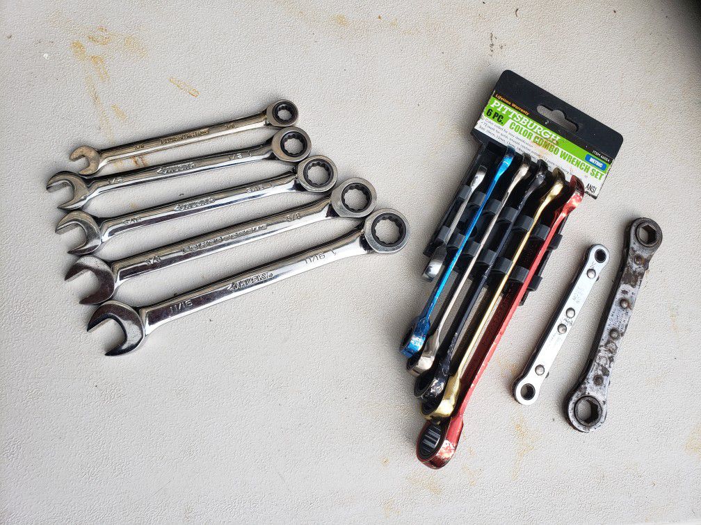 Ratcheting Wrenches 
