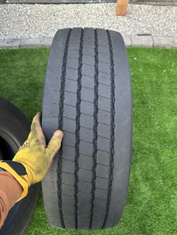 265/70.19.5 Pirelli