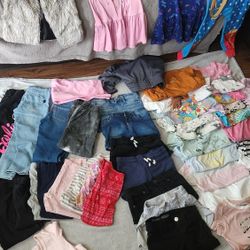 Girl's Clothing 
