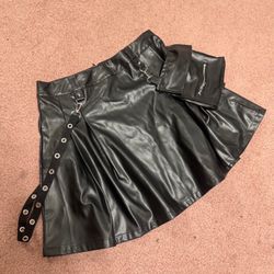 New Medium black pleather short mini skirt punk goth gothic emo concert