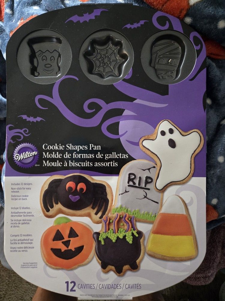 WILTON HALLOWEEN Cookie Pan!