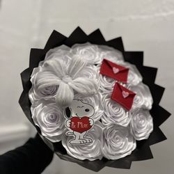 Snoopy bouquet !! 🤍