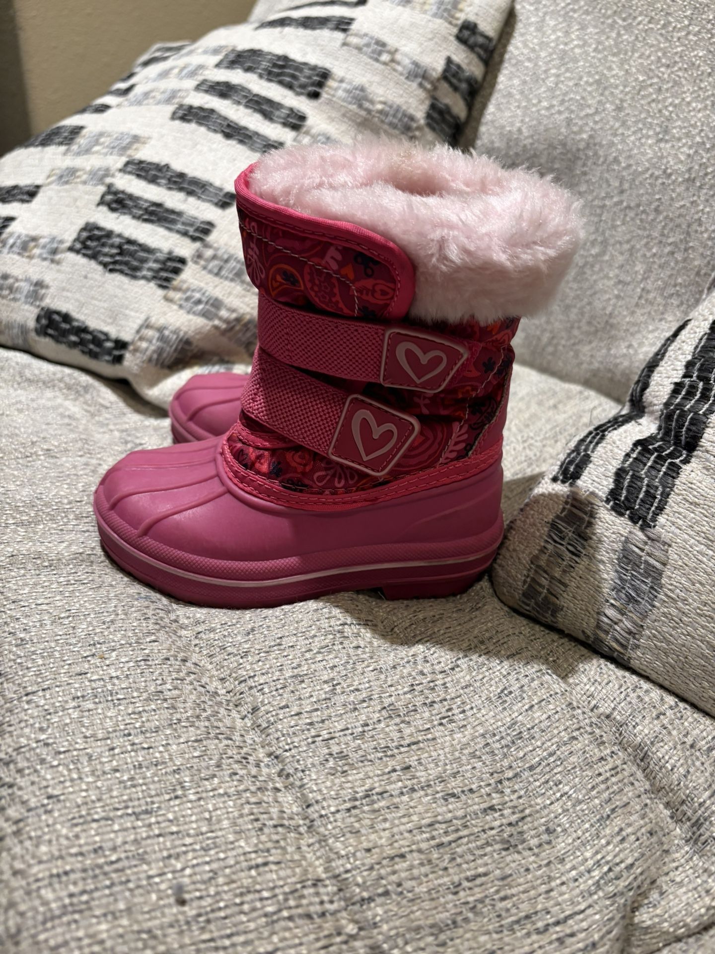 Toddler Girls Snow Boots Size 5/6c