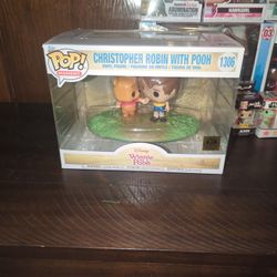 Funko Moment: Christopher Robin With Pooh