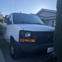 2017 Chevrolet Express 2500 Cargo 29000 Mile