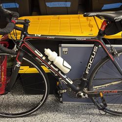 Focus Cayo Carbon Road Bike - Lightweight Performance Road Bike