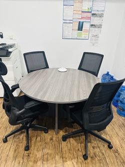 Round Conference Room Table W/ Chairs