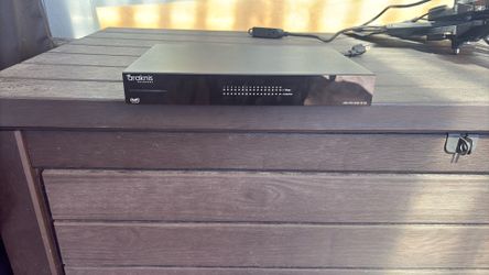 Araknis AN-110-SW-R-16 16-Port Rack Mountable Gigabit Ethernet Unmanaged Switch