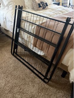 Twin bed mattress frame