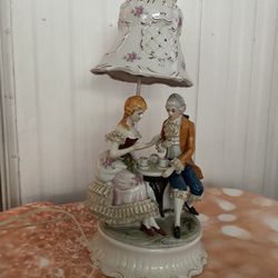 Vintage Capodimonte Table Lamp