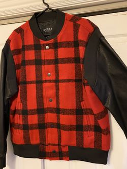 GUESS Men varsity jacket size Large great condition no flaws