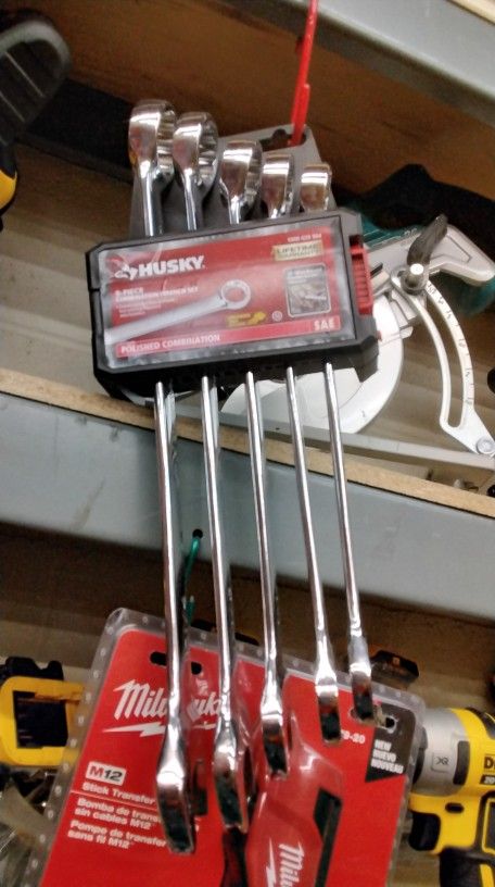 HUSKY 5 - PIECE COMBINATION WRENCH SET
