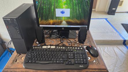 Lenovo mini Desktop  i5 8Ram 160HDrive camera 20" wifi keyboard,mouse,camera,speakers Win11-Office