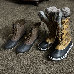 Women's snow boots size 9 $25 each 