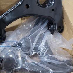 1999 ---2006-Chevy Silverado/ GMC Sierra 1500 Lower Control Arms