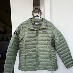 Women's Patagonia Down Sweater Puffer Jacket (XL)