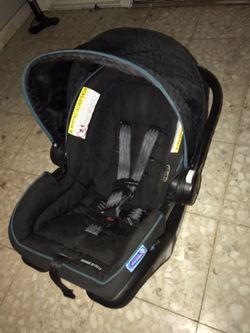 2 Baby Car seats