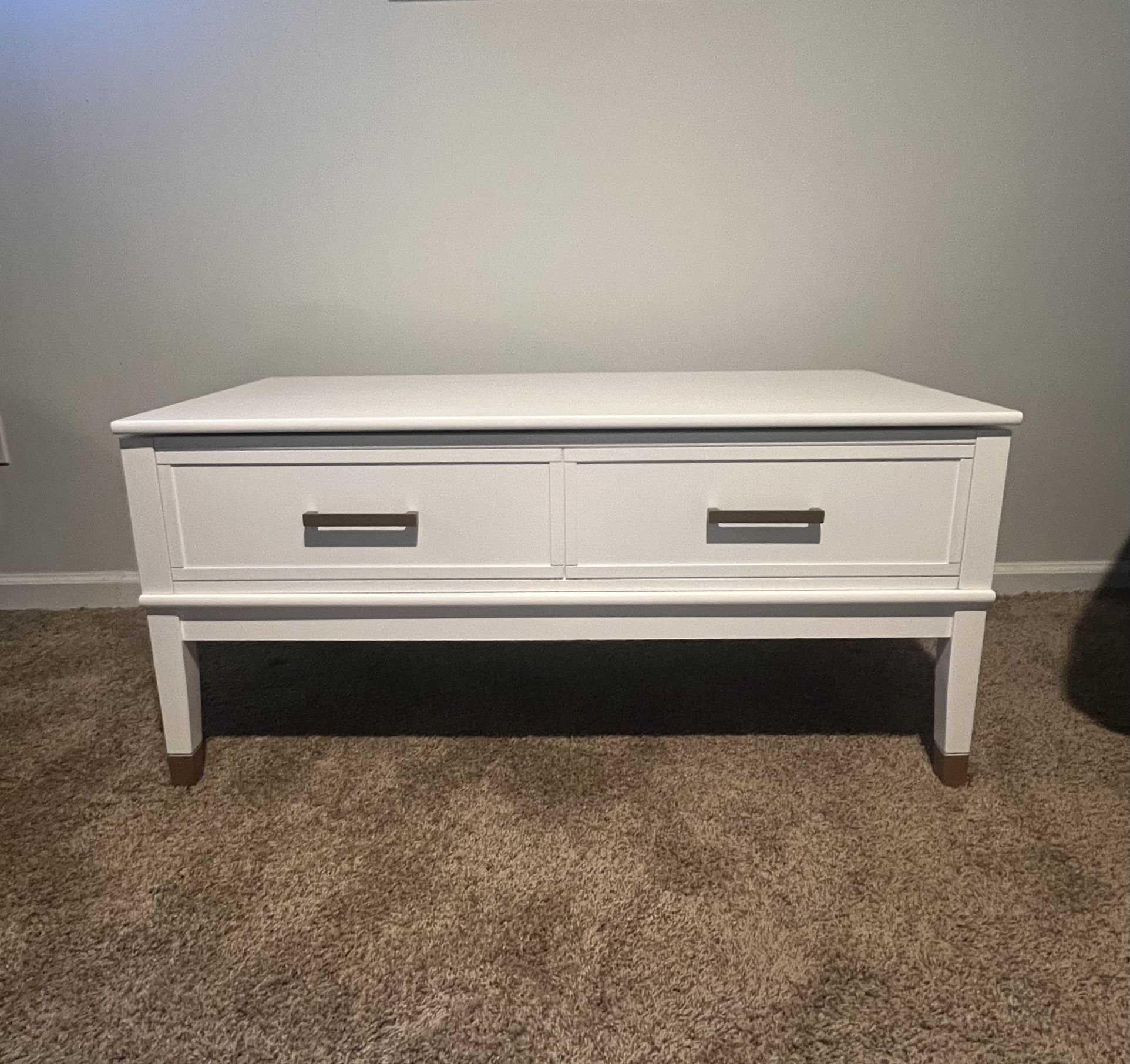 White Lift-Top Coffee Table w/Storage
