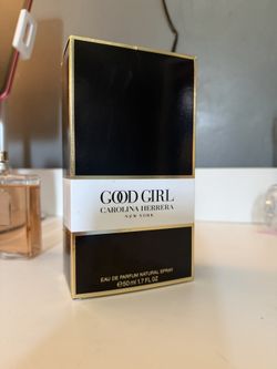 Carolina Herrera Perfume