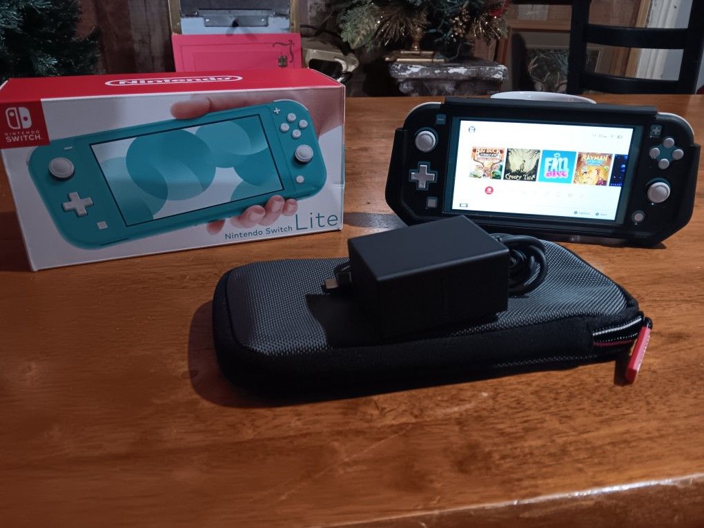 "New" Nintendo Switch Lite + Extras