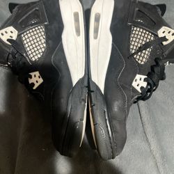 Jordan 4 “white Thunder” 