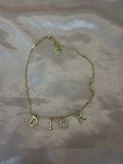 D Necklace
