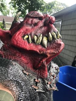 Large professional Halloween mask goal only $30 firm