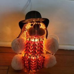 Vintage Beaded dog Lamp. Beautiful and good condition