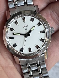 Vintage Elgin Watch On Original Bracelet 34mm Manual Wind All Original Like New Condition