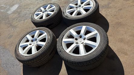 17” wheels and tires Nissan Infiniti