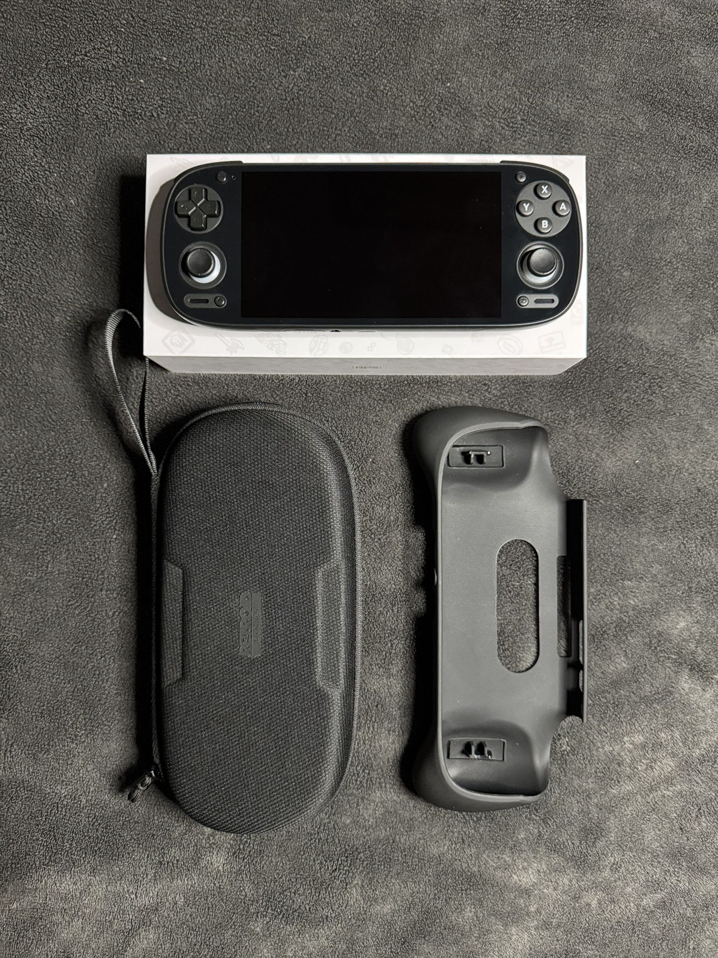 Fully Set Up Retroid Pocket 5 With Official Case And Grip