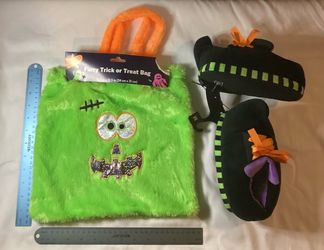 Halloween Furry Trick or Treat Bag Monster and Witch indoor Slippers