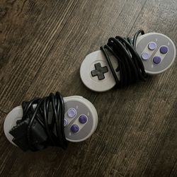Super Nintendo Controllers                            