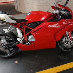 2005 Ducati 999