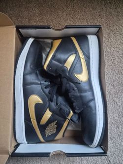 Jordan 1 high Black & Gold