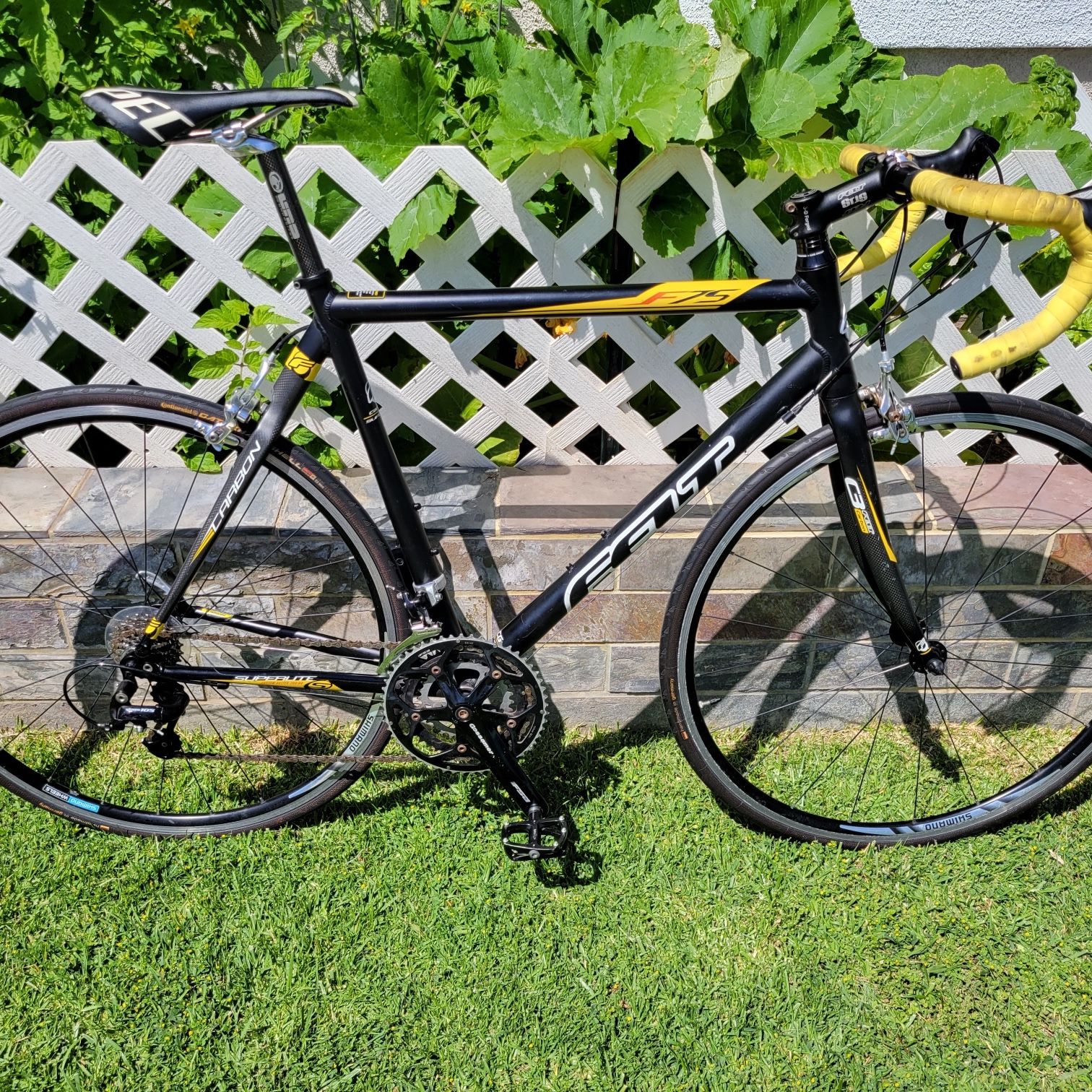 F75 Felt Road Bike 56cm for Sale in Lakewood, CA - OfferUp