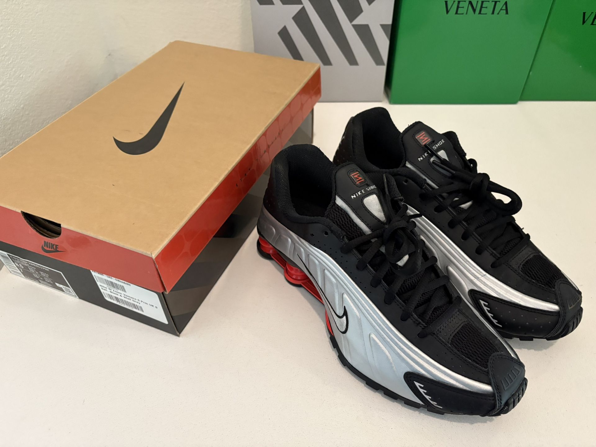 Nike Shox R4 Women's 8.5