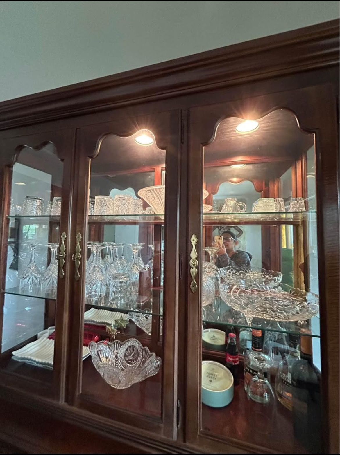 Antique China Console ( Price Negotiable)