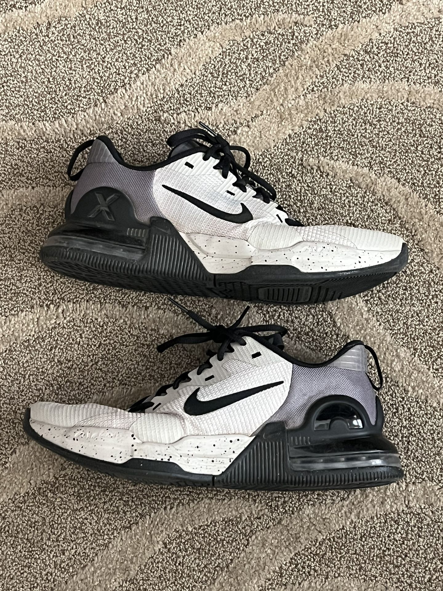 Men Nike Shoes Size 11 For $40