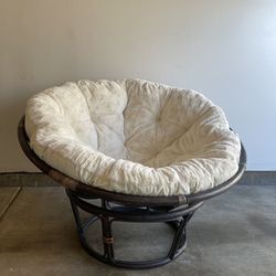 Papasan Chair Frame & Faux Fur Cushion 