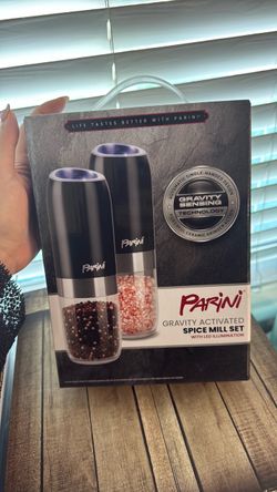 Parini Gravity activated Spice Mill set