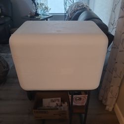 COOLER   LARGE  - GREAT FOR OUTDOOR EVENTS