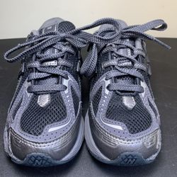 Kids New Balance 1906r (Size 12 US) Nice!