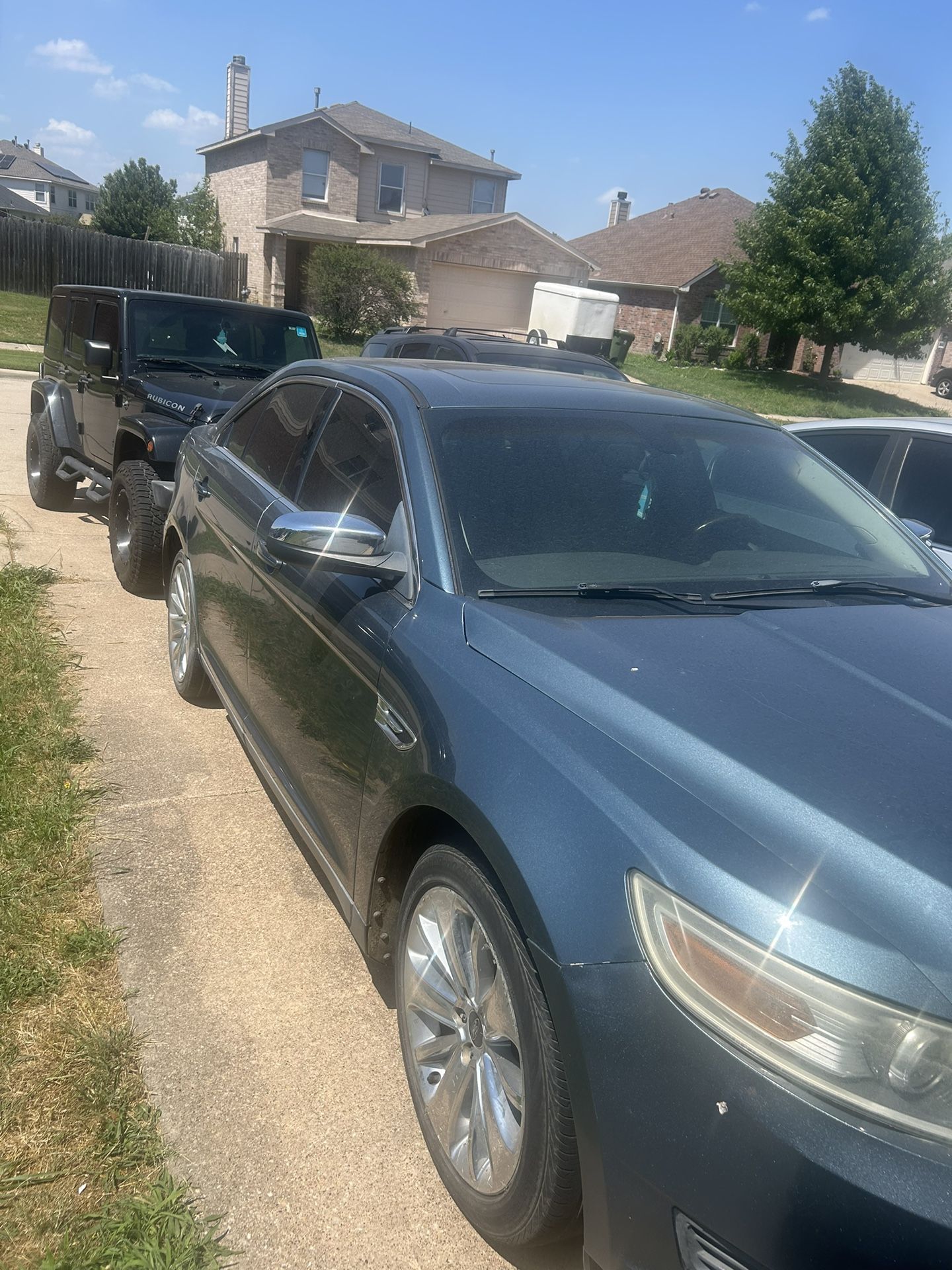 2010 Ford Taurus