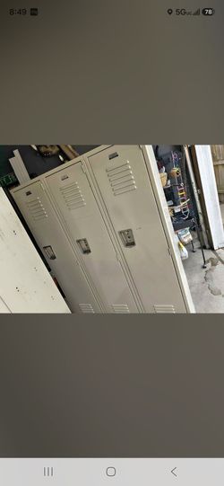 Lockers set of 3