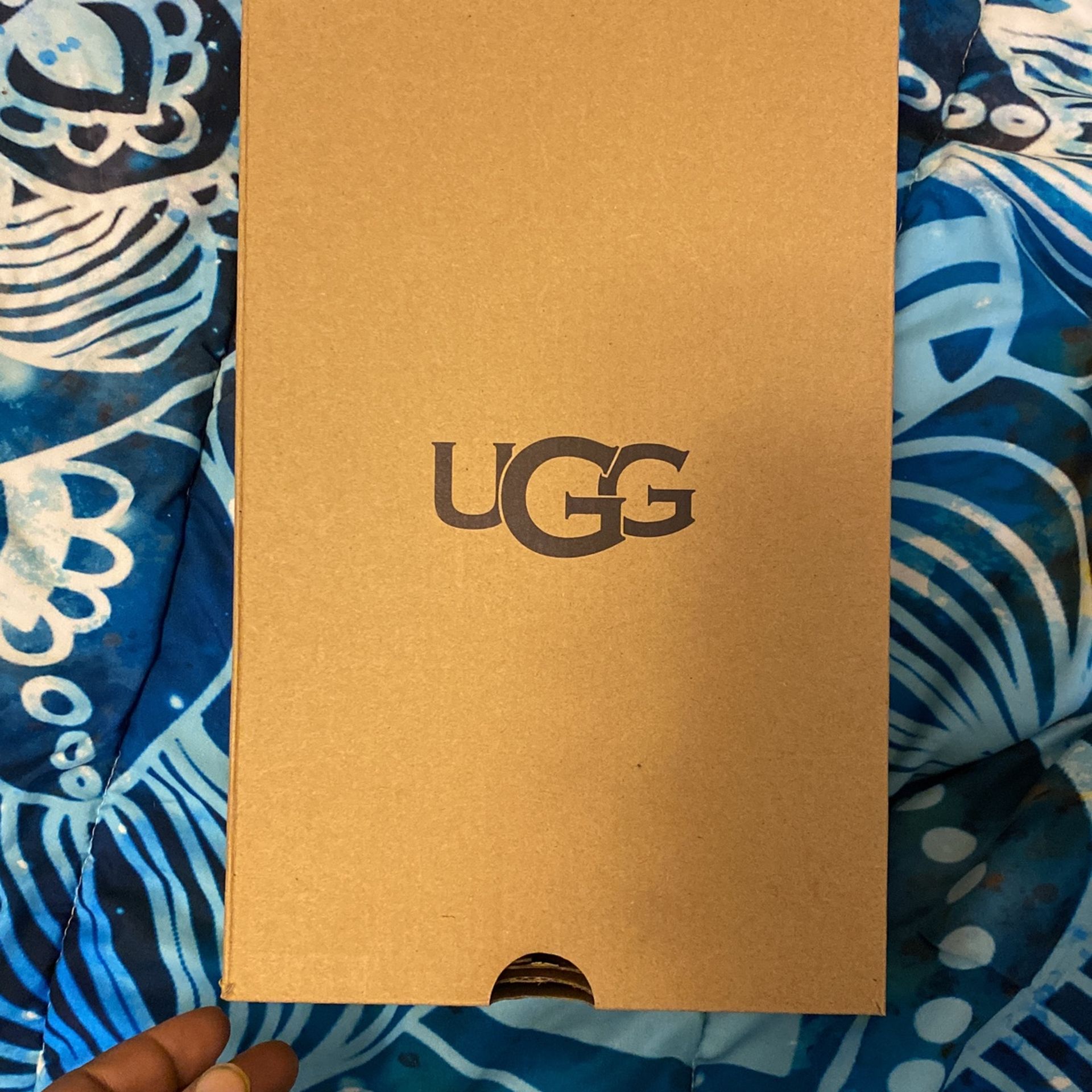 Brand New Kids Uggs