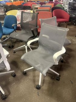 Herman Miller Setus